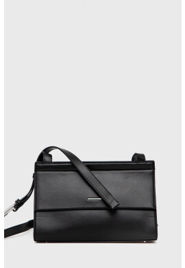 Calvin Klein Чанта в черно - Pepit.bg