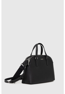 Calvin Klein Чанта в черно - Pepit.bg