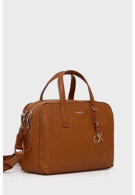 Calvin Klein Чанта в черно - Pepit.bg