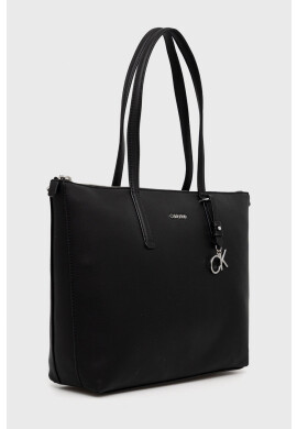 Calvin Klein Чанта в черно - Pepit.bg