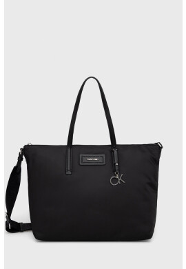 Calvin Klein Чанта в черно - Pepit.bg