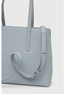 Calvin Klein Чанта в черно - Pepit.bg
