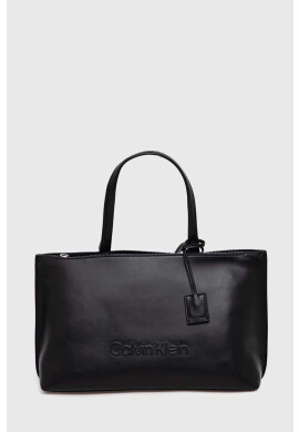Calvin Klein Чанта в черно - Pepit.bg