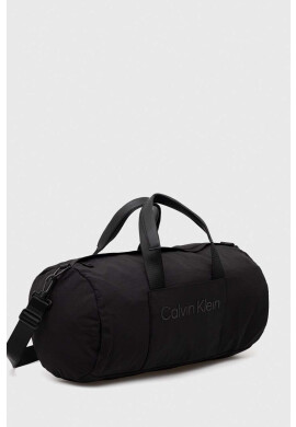 Calvin Klein Чанта в черно - Pepit.bg