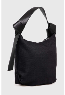 Calvin Klein Чанта в черно - Pepit.bg
