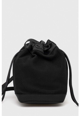 Calvin Klein Чанта в черно - Pepit.bg