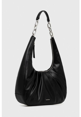 Calvin Klein Чанта в черно - Pepit.bg