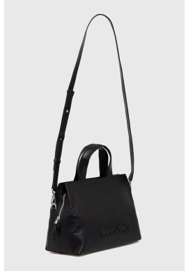 Calvin Klein Чанта в черно - Pepit.bg
