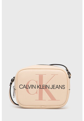 Calvin Klein Jeans Чанта в розово - Pepit.bg