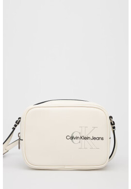 Calvin Klein Jeans Чанта в бяло - Pepit.bg