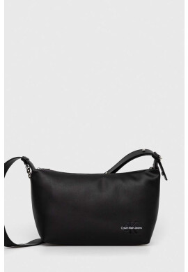 Calvin Klein Jeans Чанта в черно - Pepit.bg