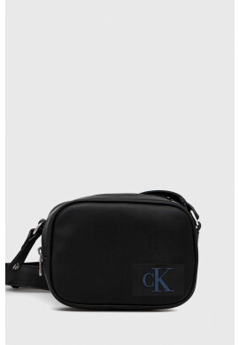 Calvin Klein Jeans Чанта в черно - Pepit.bg