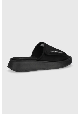 Calvin Klein Jeans Чехли One-strap Sandal в черно с платформа - Pepit.bg