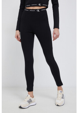 Calvin Klein Jeans Клин дамски в черно с изчистен дизайн - Pepit.bg