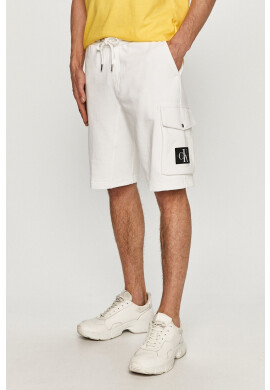 Calvin Klein Jeans Къс панталон мъжки в бяло - Pepit.bg