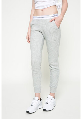 Calvin Klein Jeans Панталони - Pepit.bg