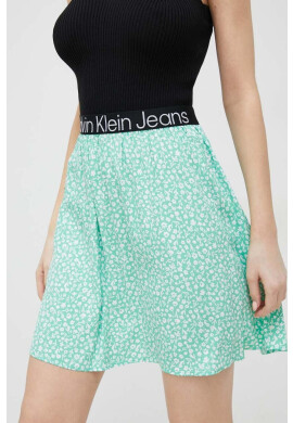 Calvin Klein Jeans Пола в зелено къс модел разкроен модел - Pepit.bg