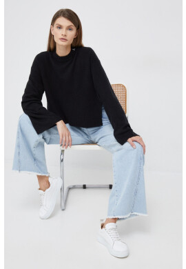 Calvin Klein Jeans Пуловер с вълна дамски в черно от лека материя с ниско поло - Pepit.bg