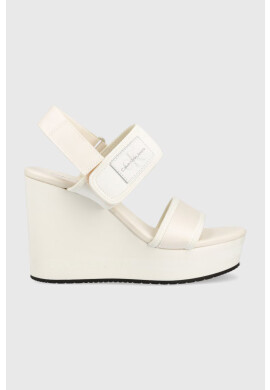Calvin Klein Jeans Сандали WEDGE SANDAL BADGE в бяло със скосена платформа YW0YW01028 - Pepit.bg