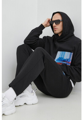 Calvin Klein Jeans Суичър в черно с качулка с апликация - Pepit.bg