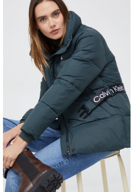 Calvin Klein Jeans Яке в зелено със зимна изолация - Pepit.bg
