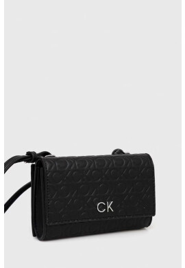 Calvin Klein Клъч в черно - Pepit.bg