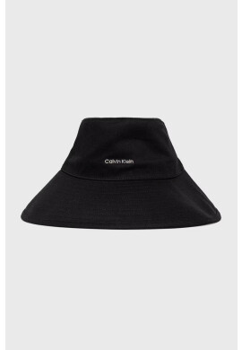 Calvin Klein Памучна капела в черно от памук - Pepit.bg