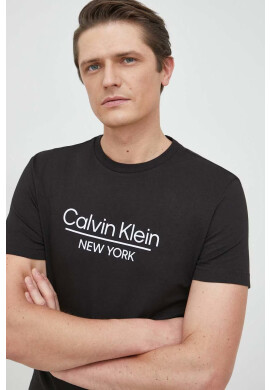 Calvin Klein Памучна тениска в черно с принт - Pepit.bg