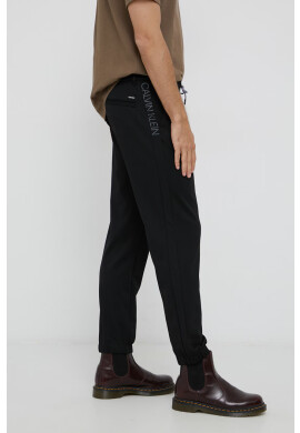 Calvin Klein Панталони в бежово - Pepit.bg