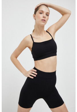 Calvin Klein Performance Спортен сутиен Essentials в черно с изчистен дизайн - Pepit.bg