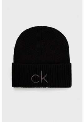 Calvin Klein Шапка в черно от плътен трикотаж - Pepit.bg