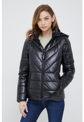 Calvin Klein Яке в черно със зимна изолация - Pepit.bg