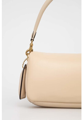 Coach Кожена чанта Wyn Crossbody в черно - Pepit.bg