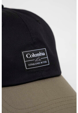 Columbia Шапка с козирка в зелено с апликация - Pepit.bg