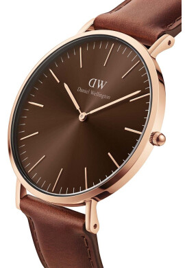 Daniel Wellington Часовник мъжки в кафяво - Pepit.bg