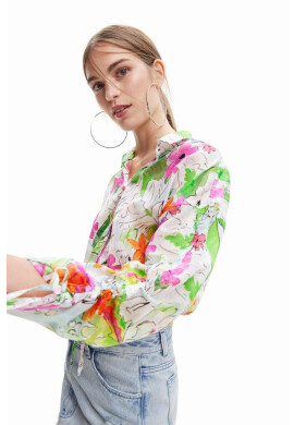 Desigual Памучна риза дамска в бяло със стандартна кройка с класическа яка - Pepit.bg