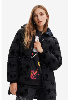 Desigual Яке в черно със зимна изолация - Pepit.bg