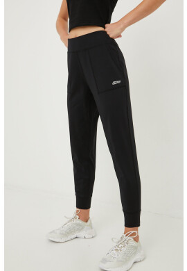 DKNY Клин в черно с изчистен дизайн - Pepit.bg