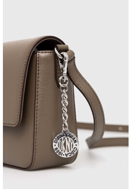 DKNY Кожена чанта в черно - Pepit.bg