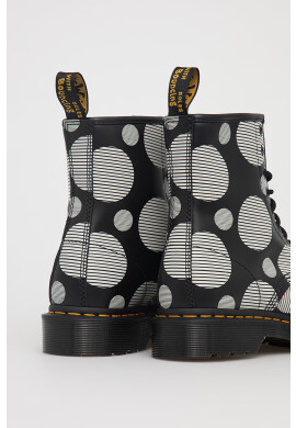 Dr. Martens Кожени боти 1460 дамски в черно с равна подметка - Pepit.bg
