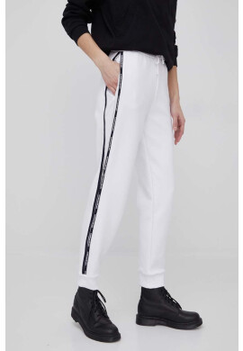 Emporio Armani Панталон в бяло с кройка тип jogger с висока талия - Pepit.bg