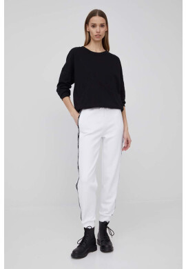 Emporio Armani Панталон в бяло с кройка тип jogger с висока талия - Pepit.bg