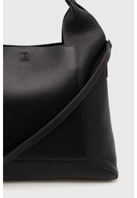 Furla Кожена чанта в черно - Pepit.bg