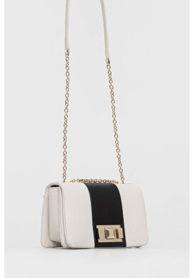 Furla Кожена чанта в бяло - Pepit.bg