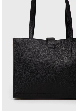 Furla Кожена чанта в черно - Pepit.bg