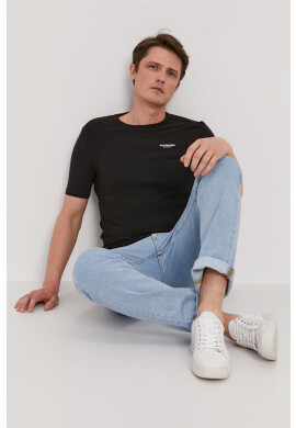 G-Star Raw Тениска в черно с изчистен дизайн - Pepit.bg