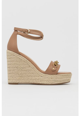 Guess Кожени сандали Wendy в бежово - Pepit.bg
