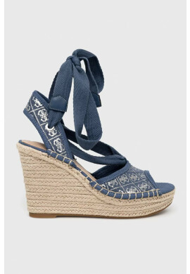 Guess Сандали HALONA В синьо със скосена платформа - Pepit.bg