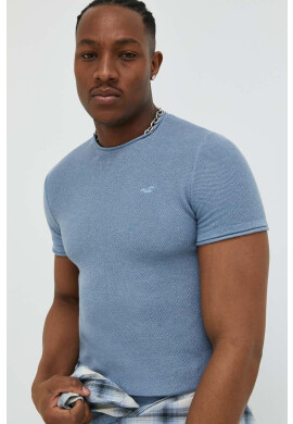 Hollister Co. Тениска в синьо с изчистен дизайн - Pepit.bg