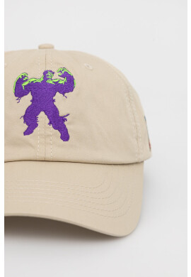 Huf Памучна шапка X Marvel Hulk в бежово с апликация - Pepit.bg